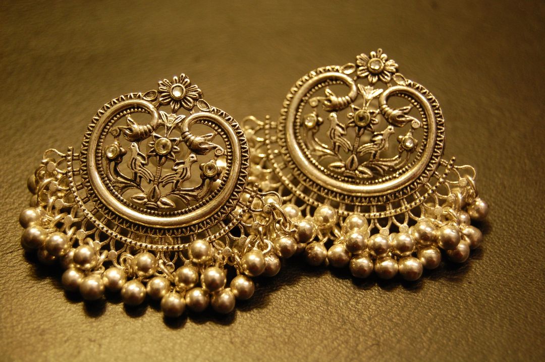 GORGEOUS CHAAND EARRINGS