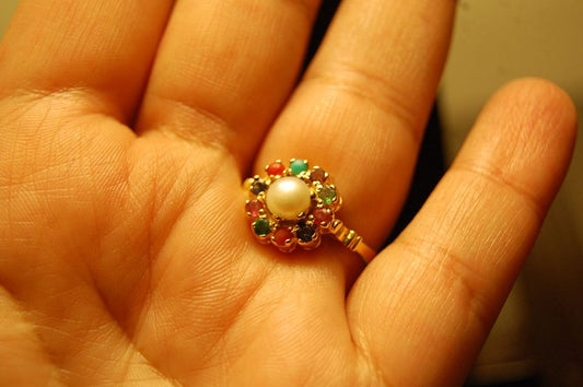 NAURATAN RING WITH PEARL IN SILVER WITH GOLD PLATING