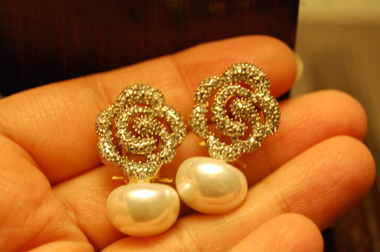 zircon earrings with pearls