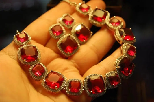 ELEGANT RED STONE & ZIRCON SET