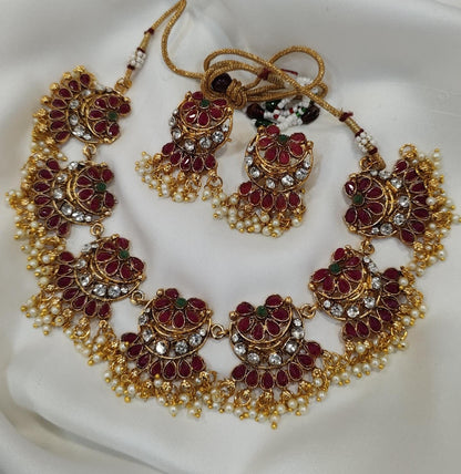 SOUTH INDIAN NECKLACE SET