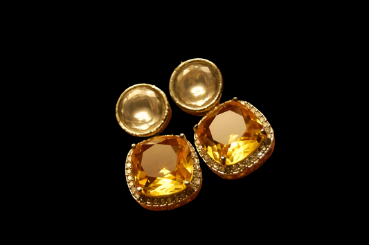 AMERICAN DIAMOND EARRINGS IN YELLOW