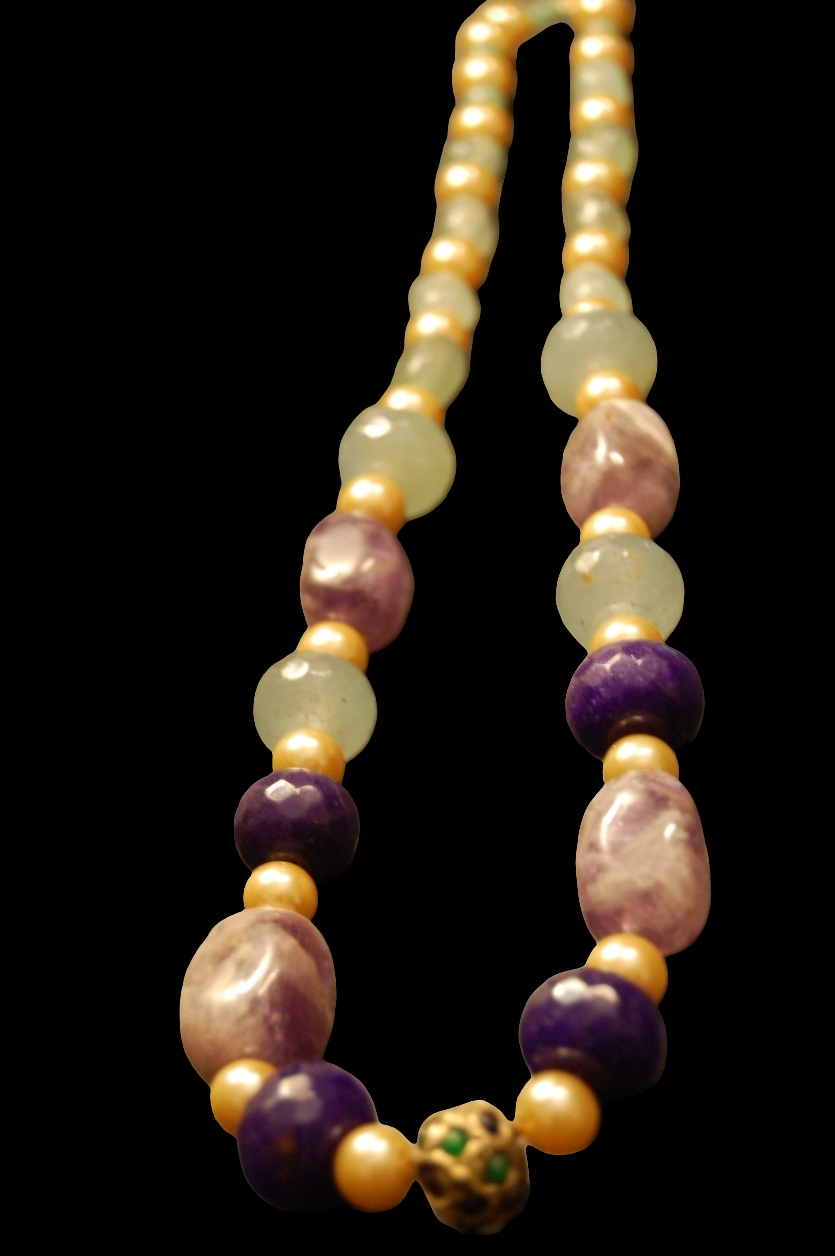 AMETHYST & JADE COLORED STONES NECKLACE