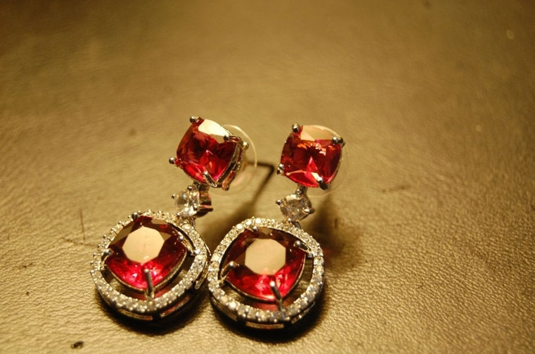 RED ZIRCON EARRINGS