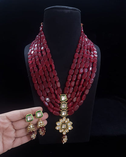 ELEGANT KUNDAN SET IN RUBY RED