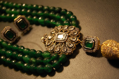 EMERALD GREEN LONG MALA WITH TUSSEL