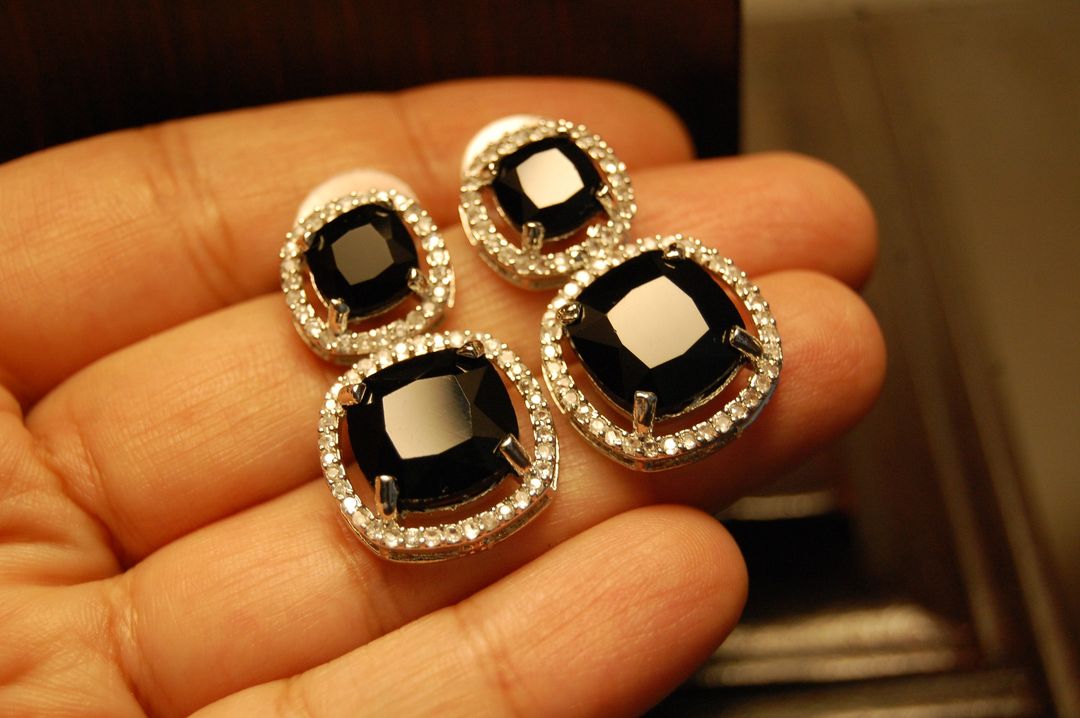 AMERICAN DIAMOND EARRINGS IN BLACK