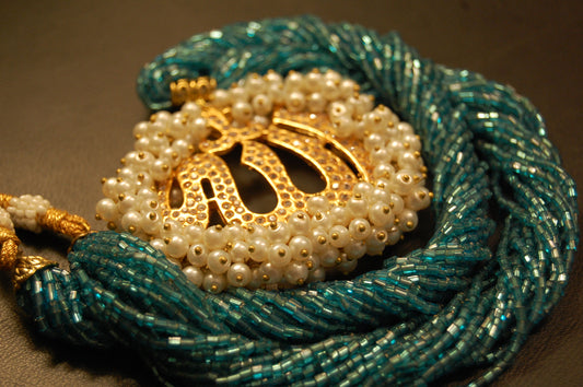 CALLIGRAPHIC PENDENT IN FEROZY MALA