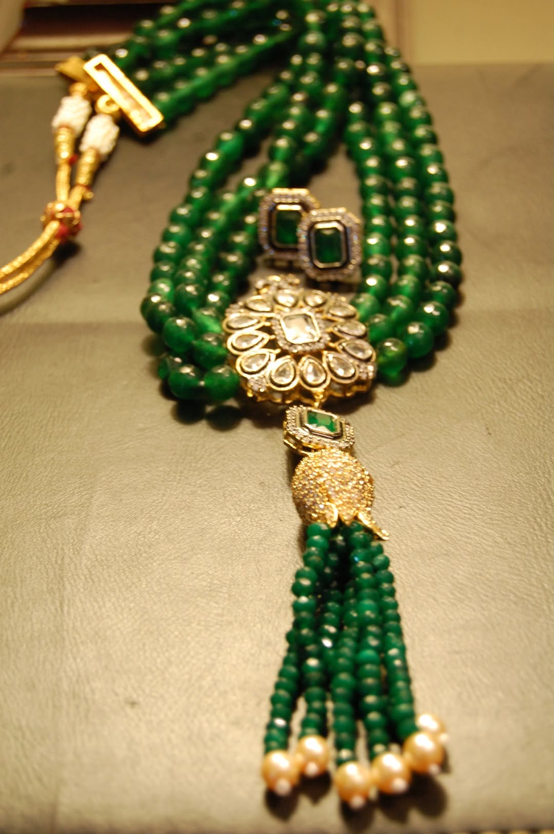 EMERALD GREEN LONG MALA WITH TUSSEL