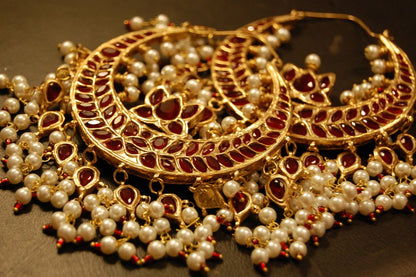 LARGE BALAS IN RED & PEARLS