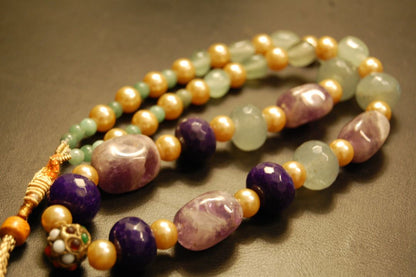 AMETHYST & JADE COLORED STONES NECKLACE