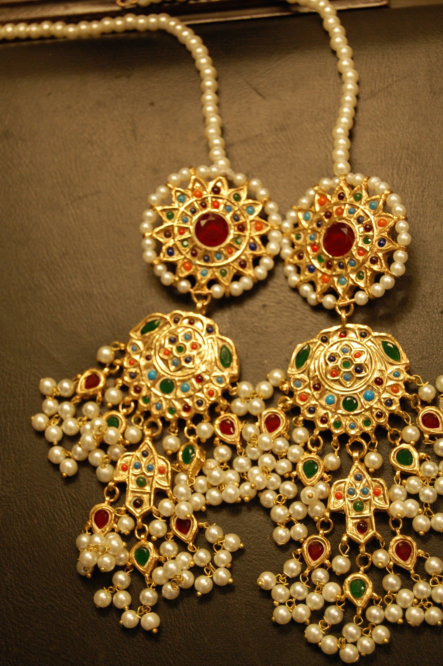 NAURATAN & PEARLS EARRINGS